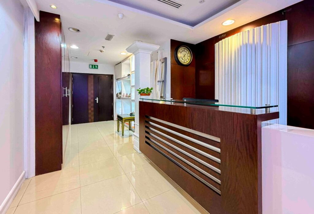 Fully Furnished | Partitioned Cabins | Spacious