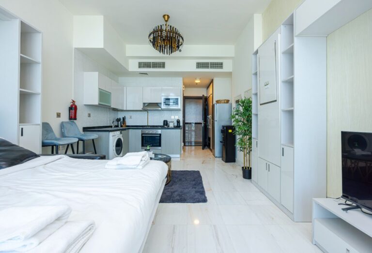 High-Floor | Furnished | Balcony Road View