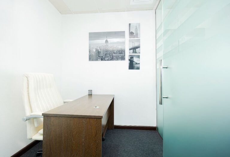 Furnished | Partitioned Layout | Near Metro