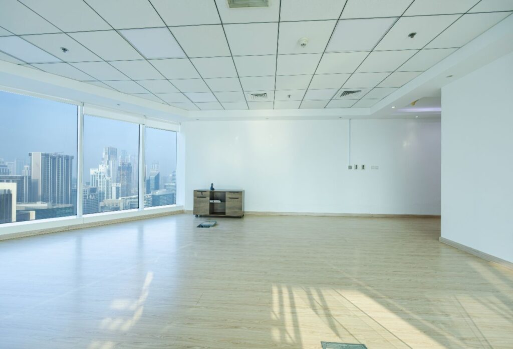 Semi Furnished | Open Plan Workspace | Near Metro